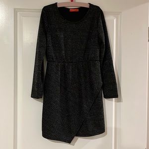 Aqua Girls Dress black with metallic stripes size L